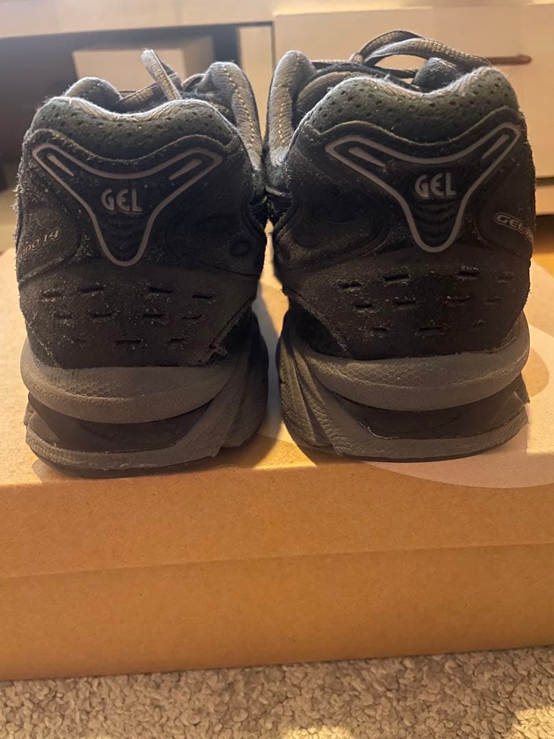 靴 GEL-KAYANO 14 Black/Carrier Grey