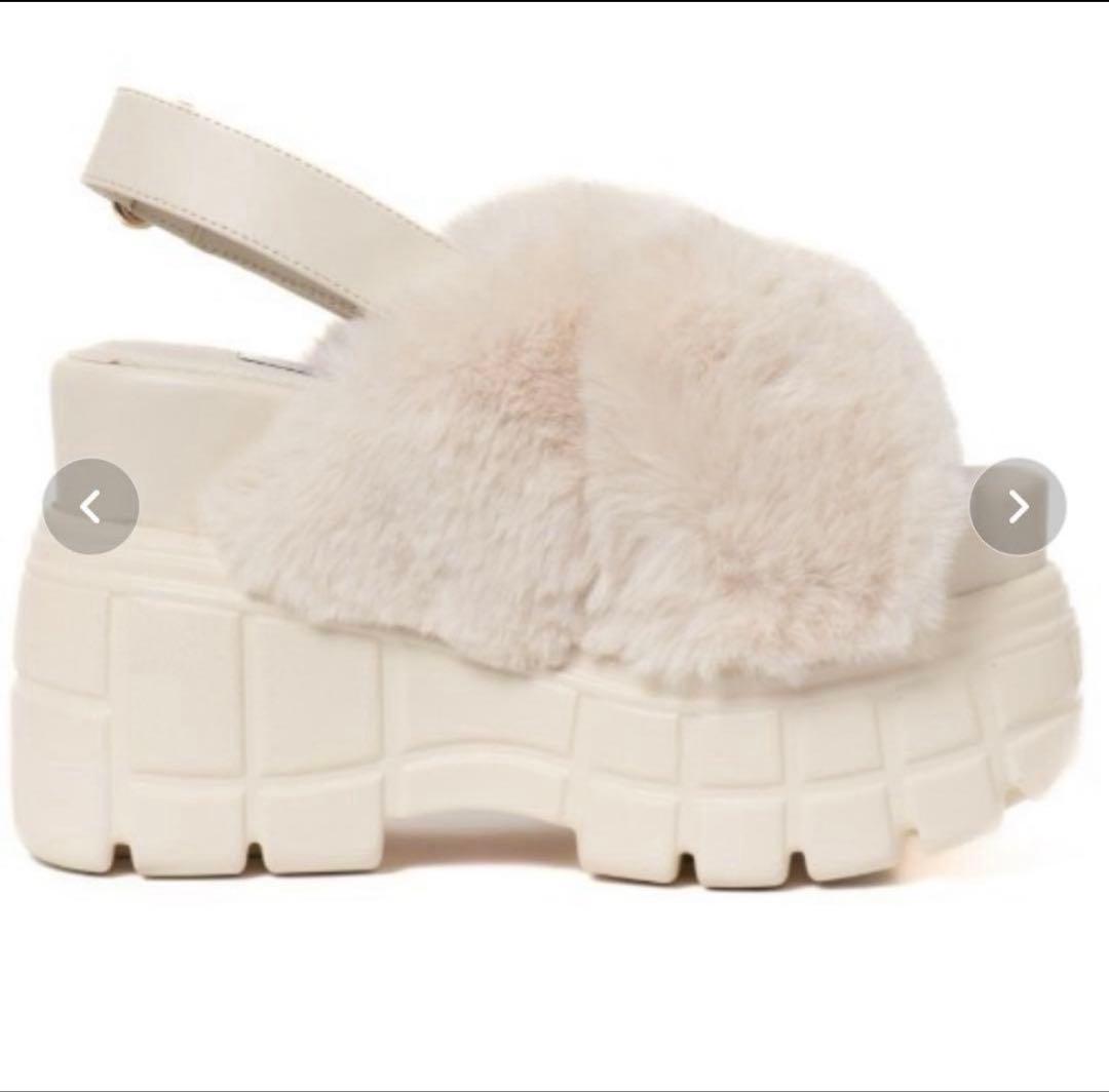 R&E クロスファーバックベルト厚底サンダル アイボリー LLサイズ