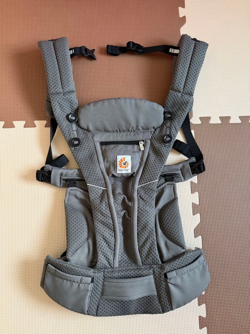 【美品】エルゴベビー　オムニブリーズ　グラファイトグレー