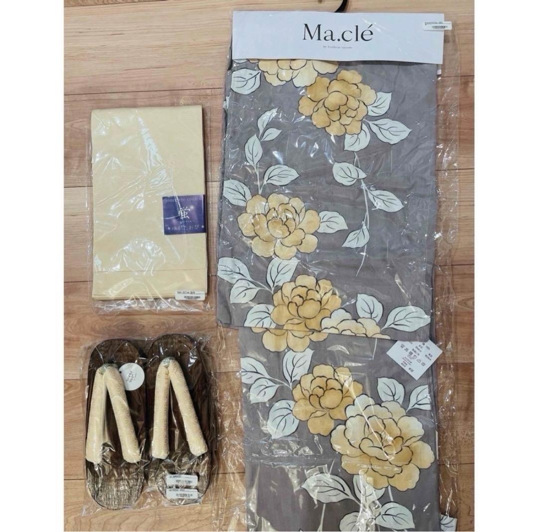 新品未使用　ボヌールセゾン　浴衣　帯　下駄　セット　グレー　イエロー　ホワイト