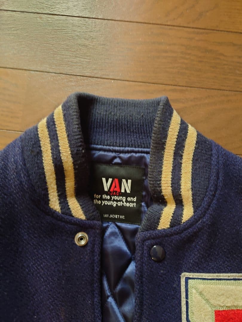 VANスタヂアムジャンパー