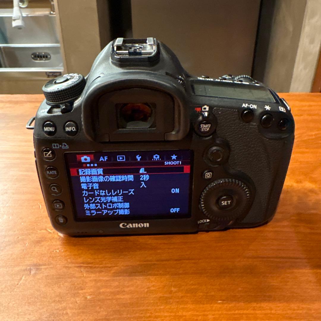 Canon EOS 5D デジタル一眼レフカメラ　値下げ