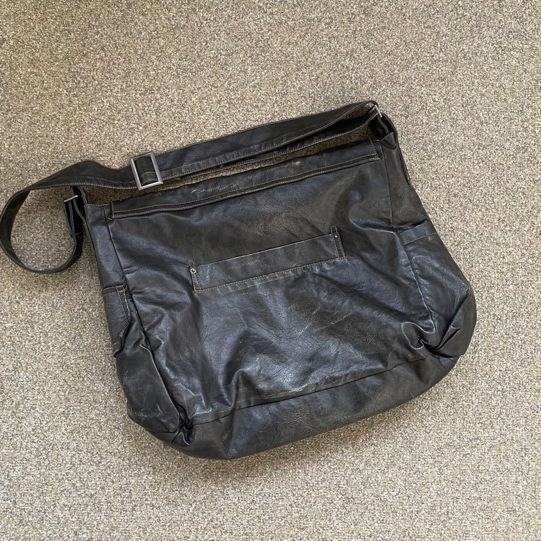 バッグ Jaded London Ash Messenger Bag