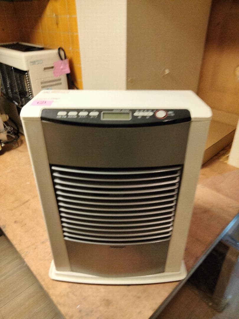 札幌発サンポットFF温風石油ストーブ！品番「FF‐633TL」2014年式中古品