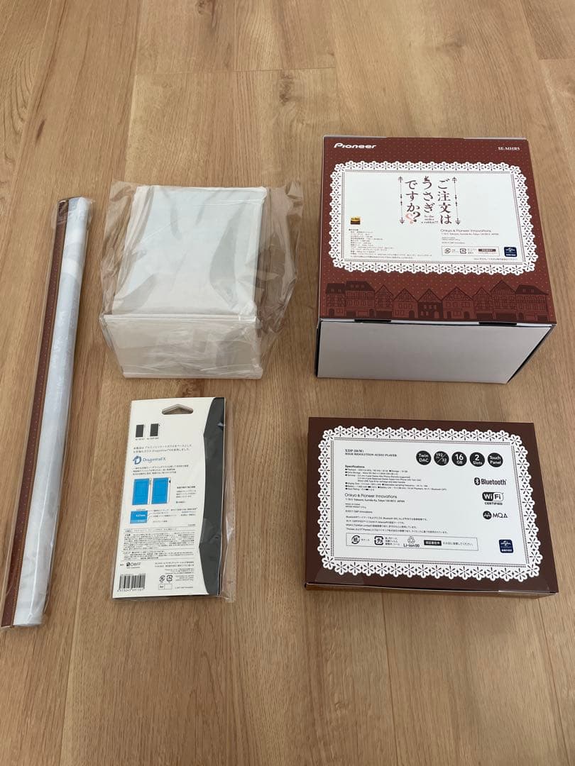 受注販売品 限定版　ご注文はうさぎですか？　オーディオプレイヤー　ヘッドフォン