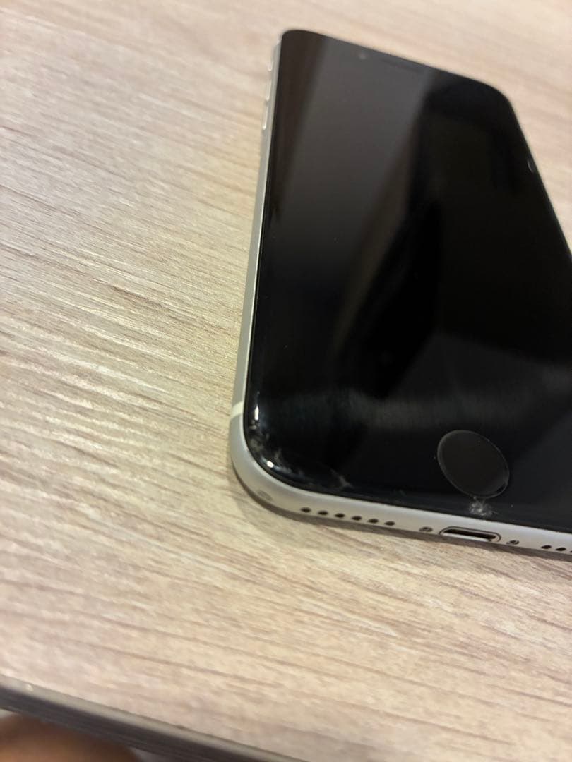 iPhone SE 第二世代 128GB