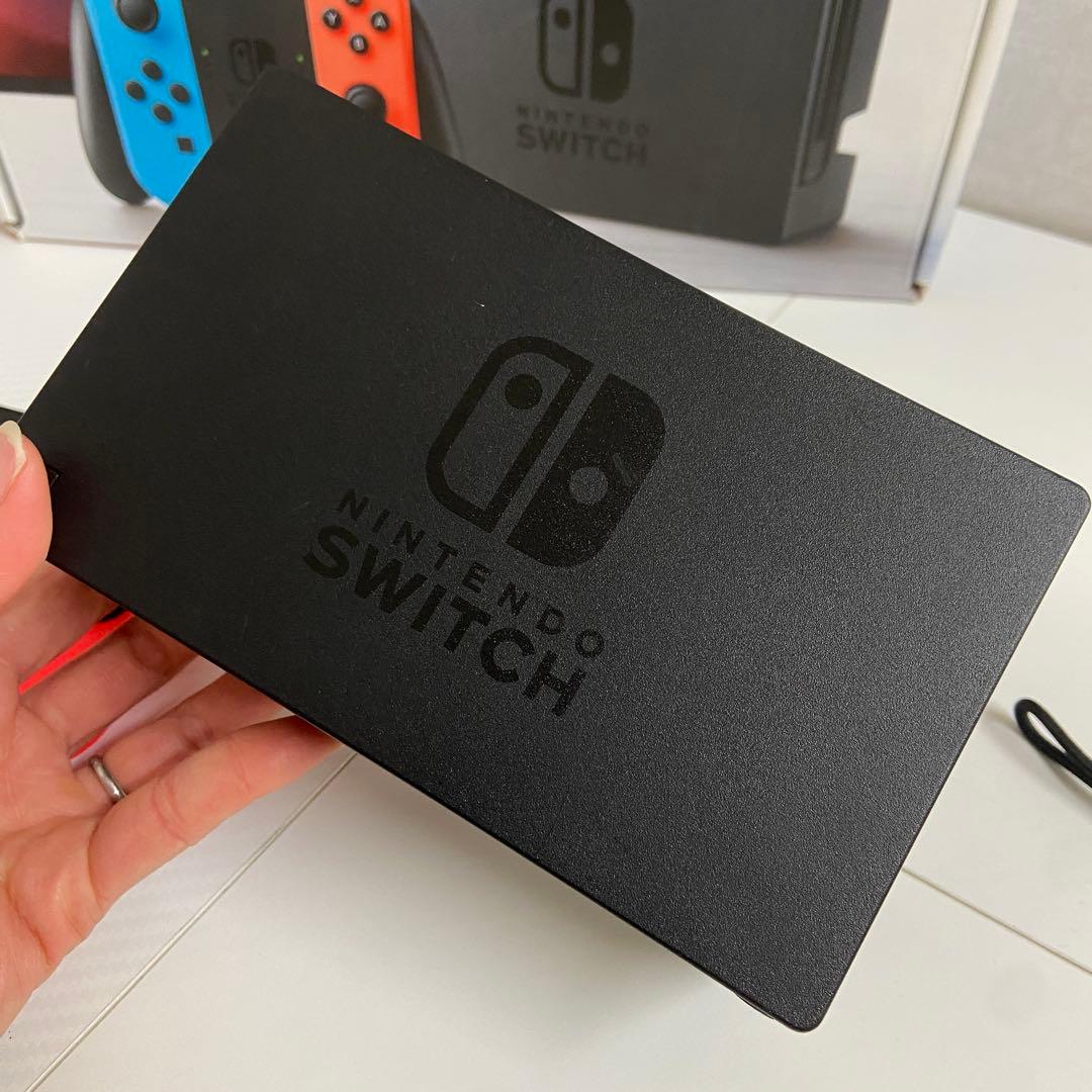Nintendo Switch⭐️本体Joy-Con ネオンブルー　ネオンレッド