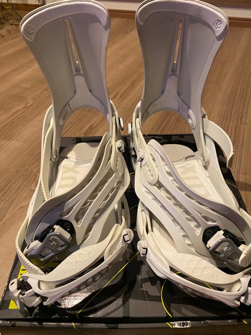 fluxビンディング XF M 美品　フラックス　バートン　ユニオン