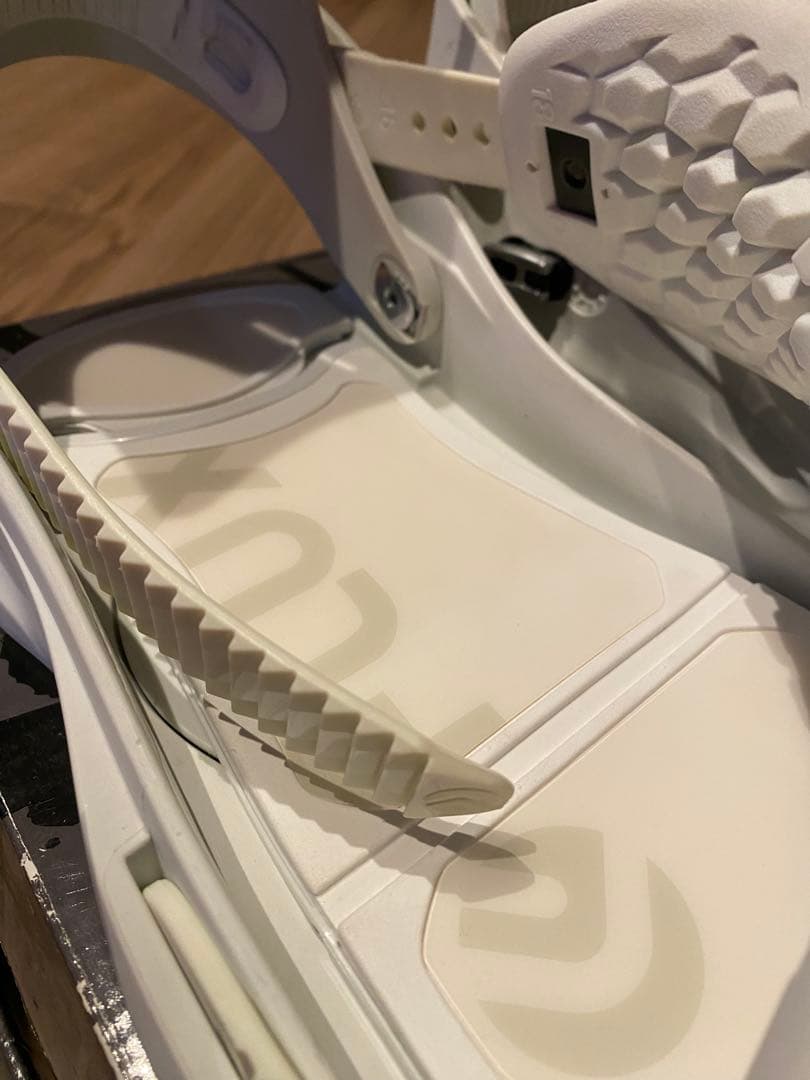 fluxビンディング XF M 美品　フラックス　バートン　ユニオン