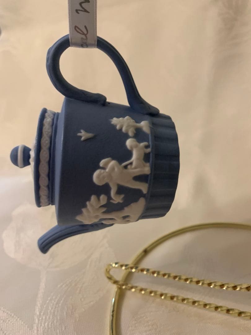 puppyページです　wedgewood オーナメント2点