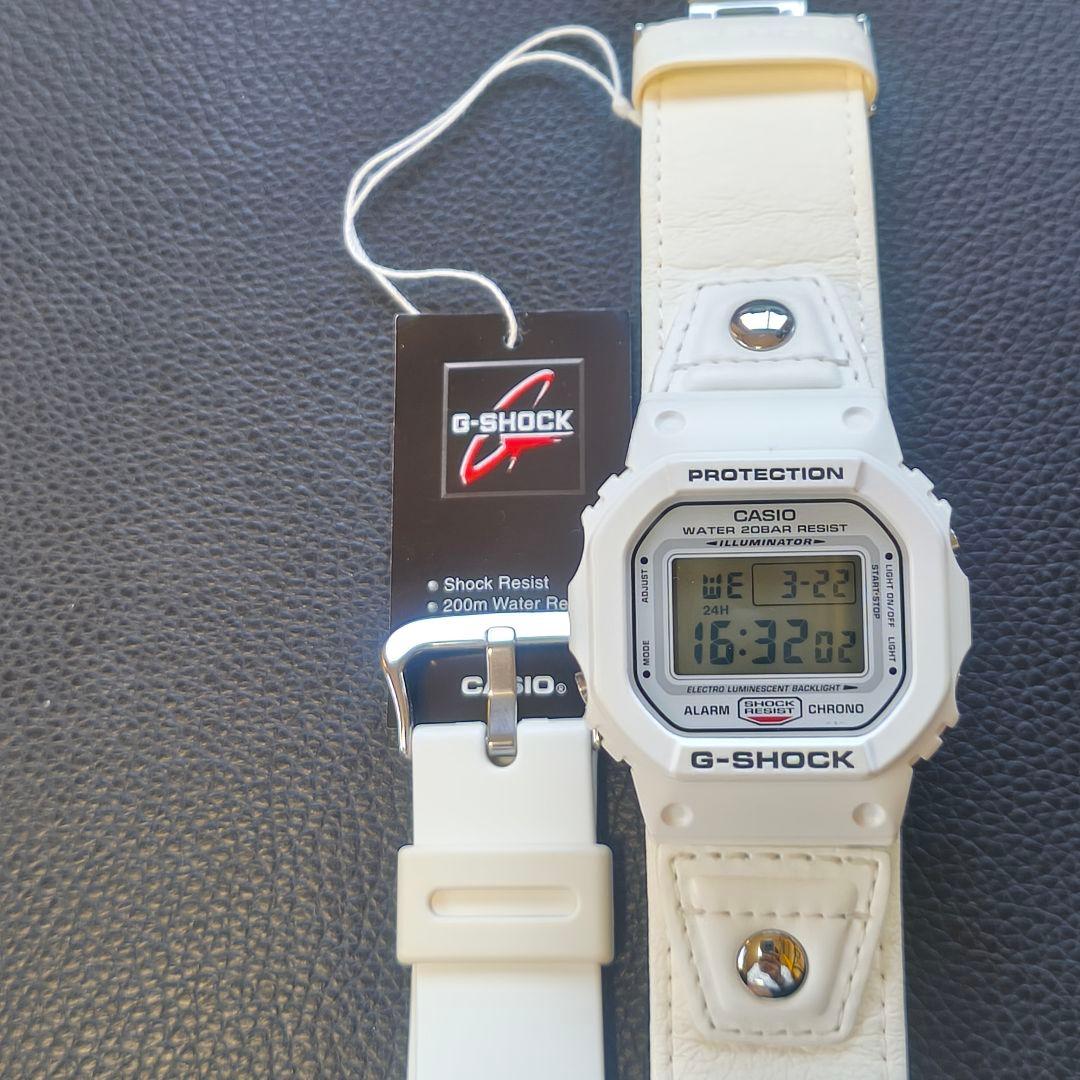激レア/未使用 G-SHOCK DW-5600 ホワイト 替えベルト付 完品
