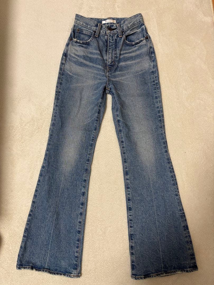 moussy mvs フレア　23インチ