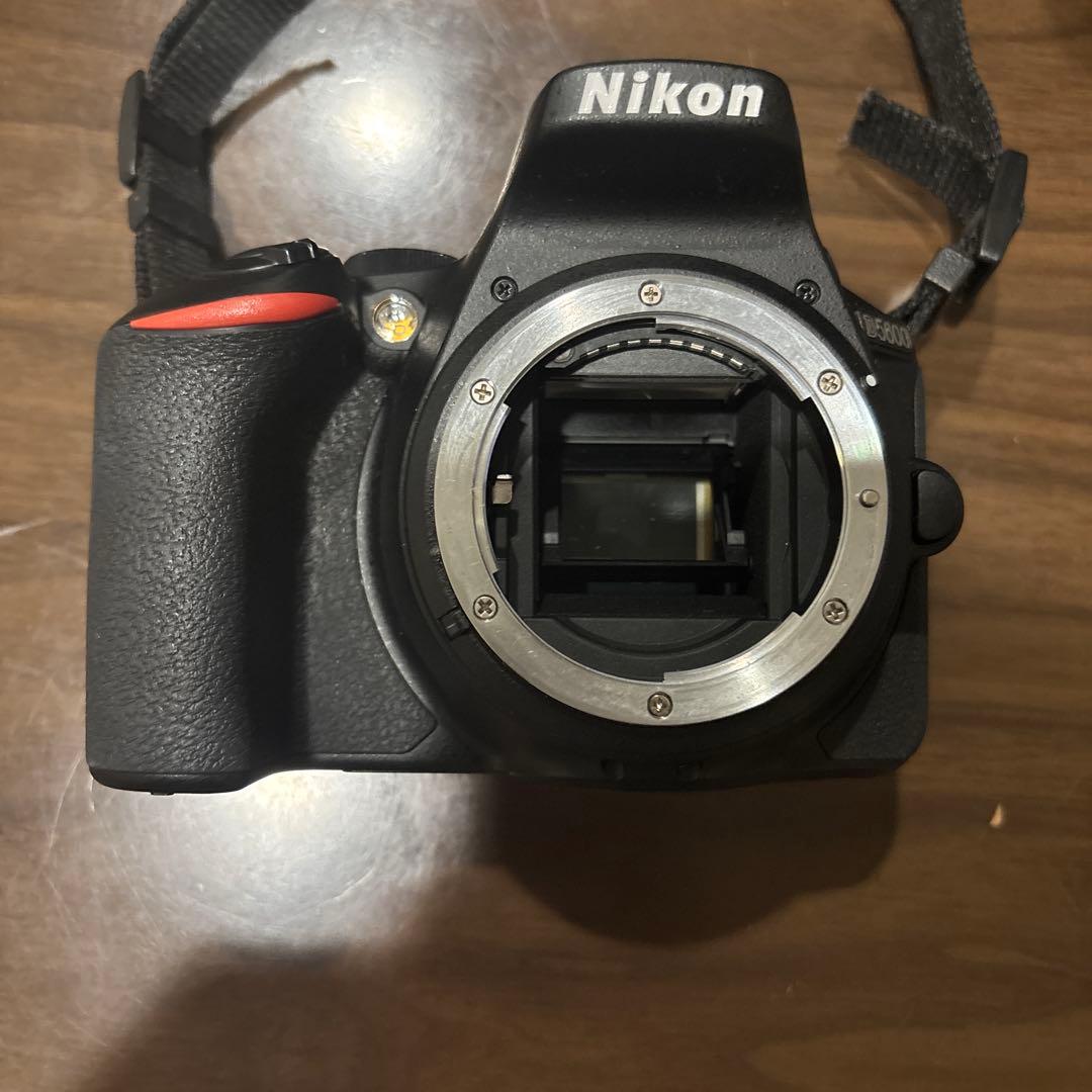 Nikon D5600 一眼レフカメラ まかちさん専用