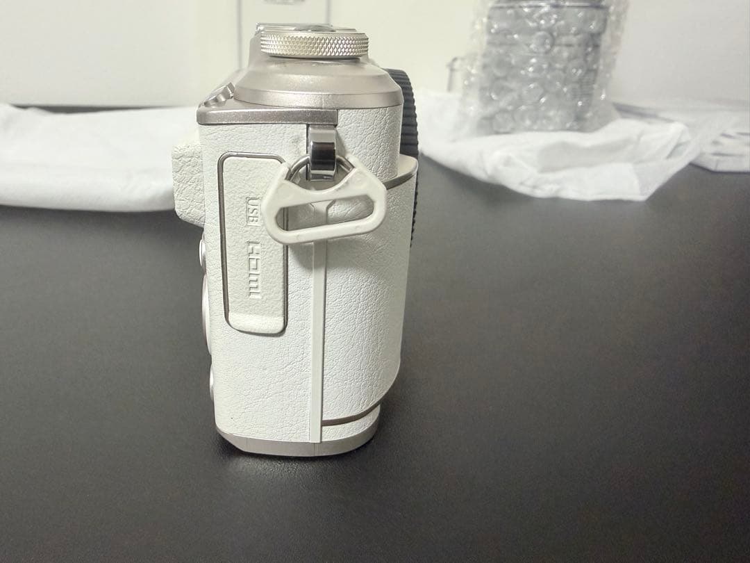 OLYMPUS PEN E-PL10 ホワイト ダブルズームキット