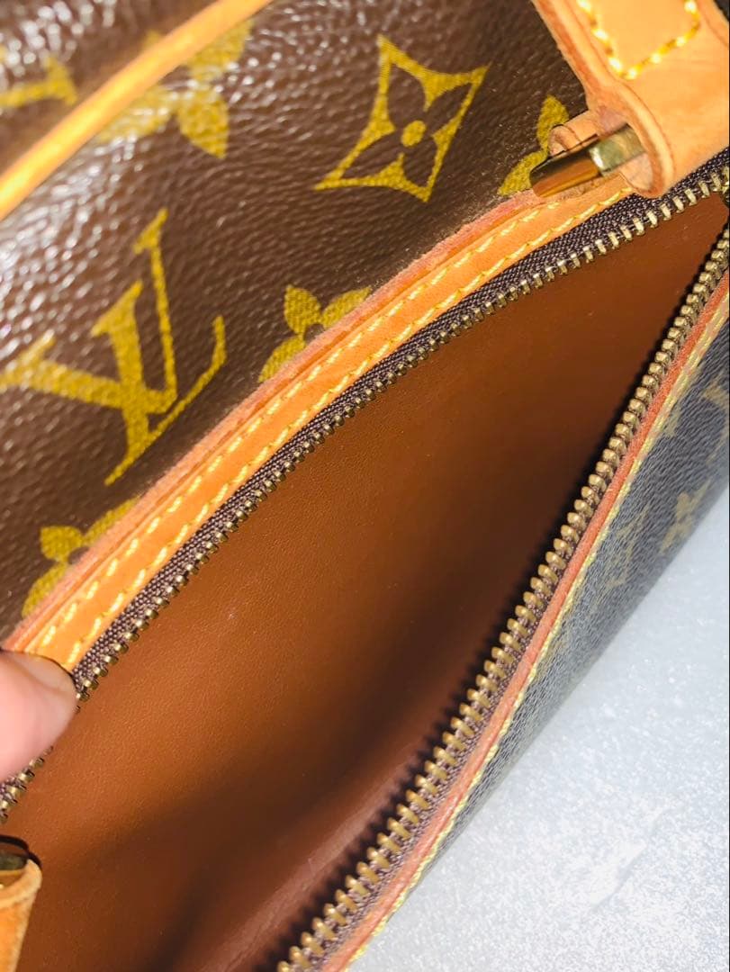 【美品】Louis Vuitton モノグラム ハンドバッグシテMM