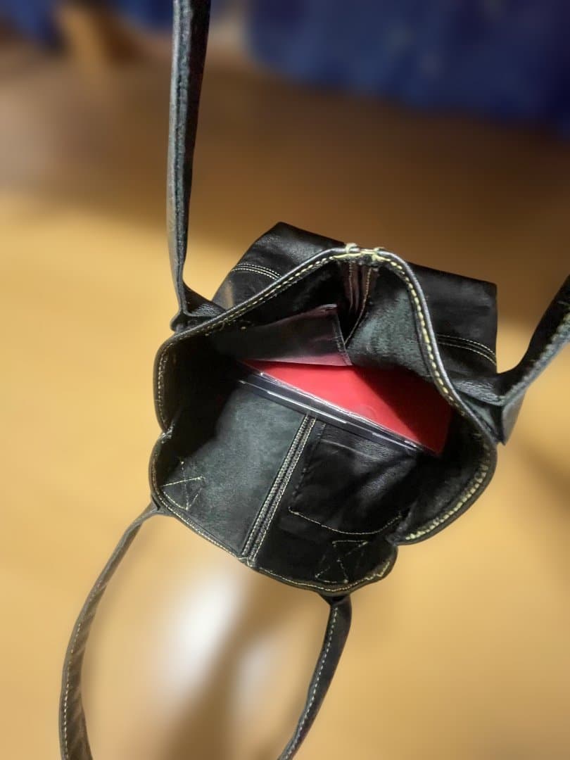 ブラックレザートートバッグ　手縫い頑丈　大型　黒