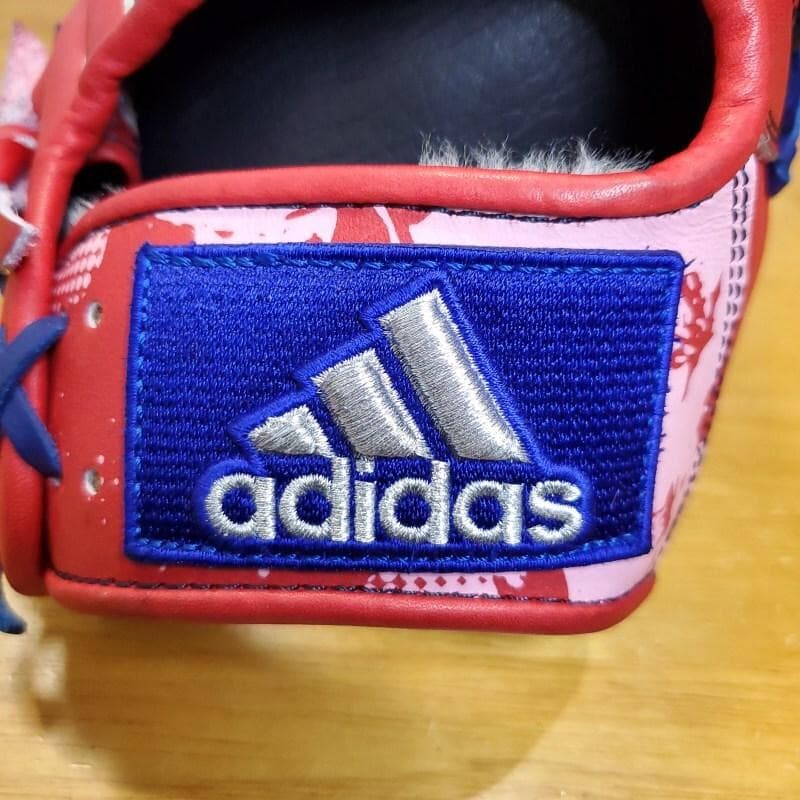 アディダス ADIDAS グラフィックレザー 限定モデル 美品 軟式グローブ