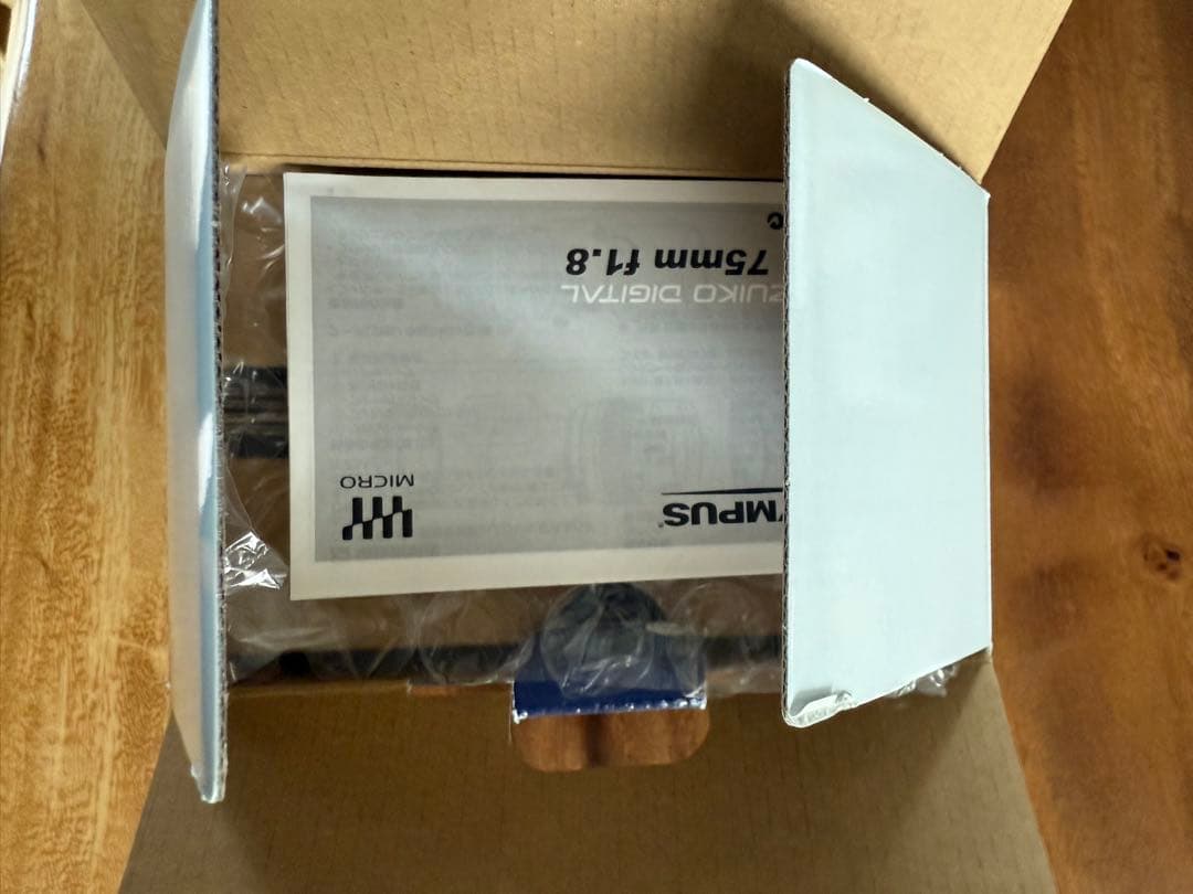 OLYMPUS M.ZUIKO DIGITAL ED 75mm f1.8 極美品