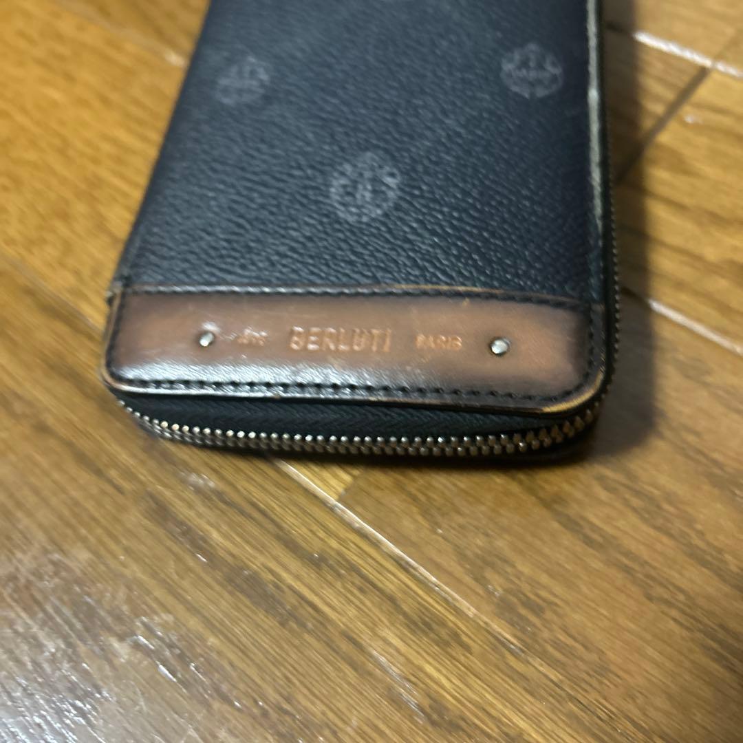 Berluti ブラックレザー長財布 シグネチャー バーティカル ベルルッティ