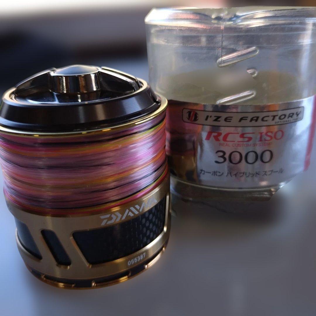 DAIWA 15トーナメント ISO 3000SH-LBD 未使用スプール付き