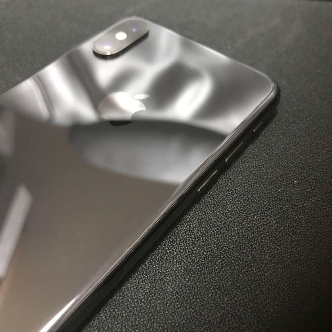 【美品】iPhone Xs 64GB SIMフリー スペースグレー 本体のみ