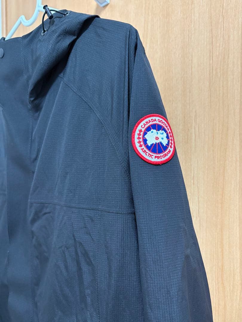   シェルジャケット