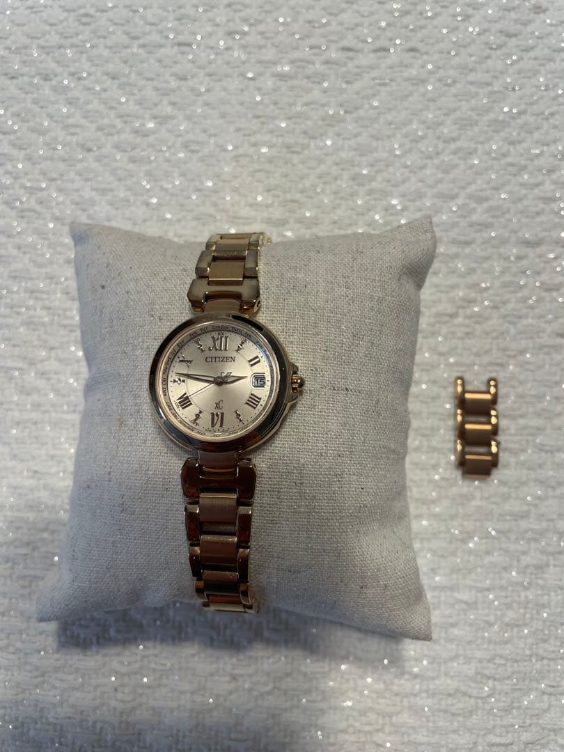 お値下げ　美品　CITIZEN XC 電波時計　ピンクゴールド