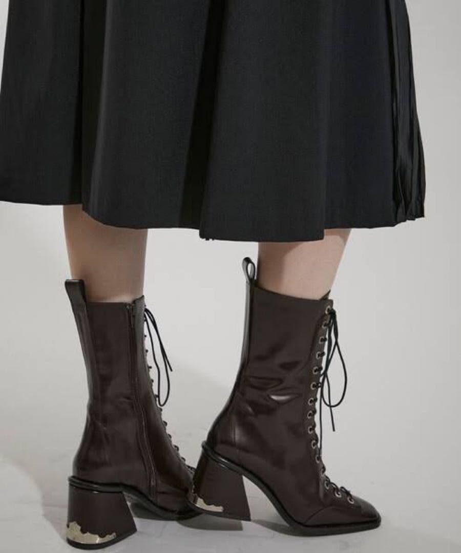 TOGA PULLAトーガプルラ　スクエアトゥロングブーツ 36