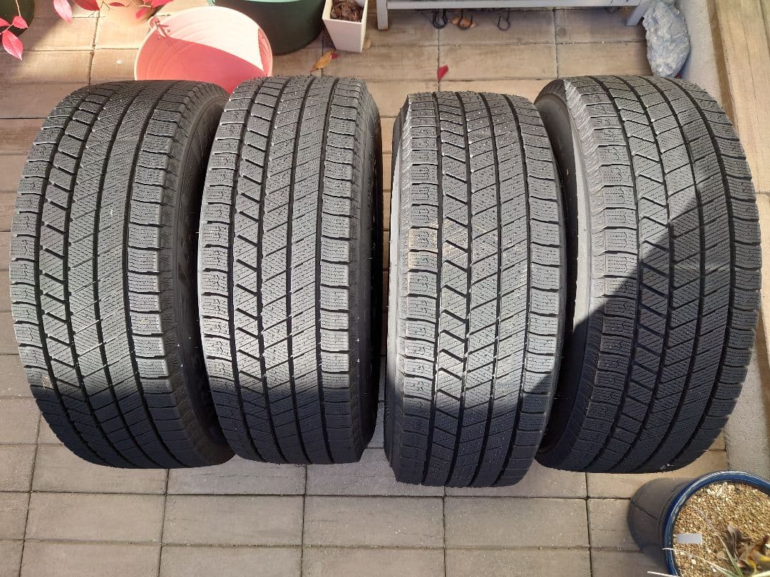 送料込み 205/60R16 VRX3 スタッドレス　アルミホイールセット 4本
