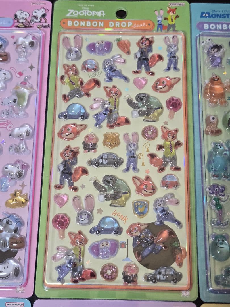 正規品ボンボンドロップ　ディズニー　ズートピア　モンスターズインク　スヌーピー
