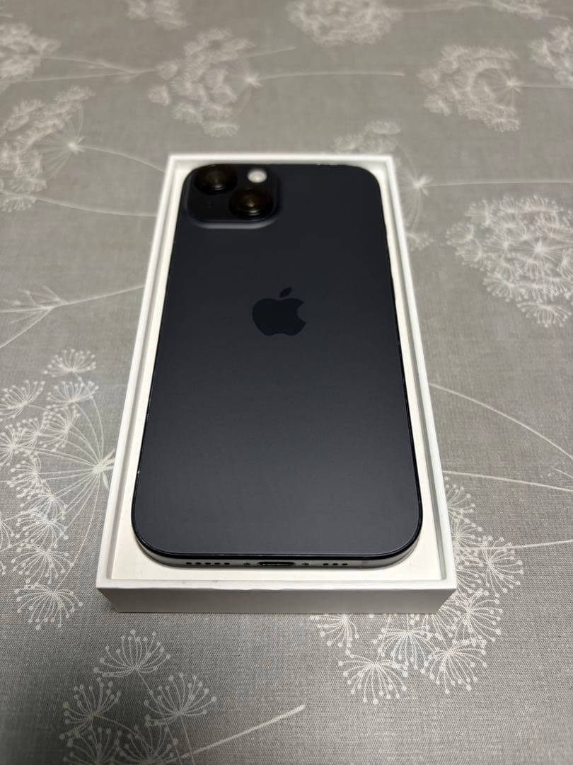 Apple iPhone 15 ミッドナイト 本体