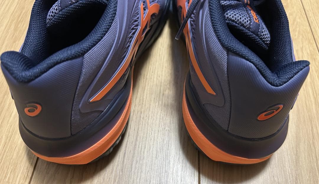 ほぼ新品！アシックス　テニスシューズ　GELーRESOLUTION X　ワイド