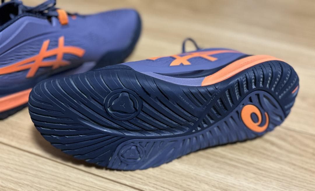 ほぼ新品！アシックス　テニスシューズ　GELーRESOLUTION X　ワイド