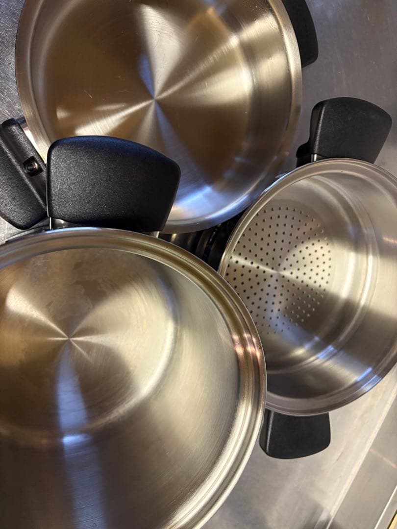 アムウェイ蒸し器、フライパン（蓋付き）、包丁４種、洗剤等　まとめ売り