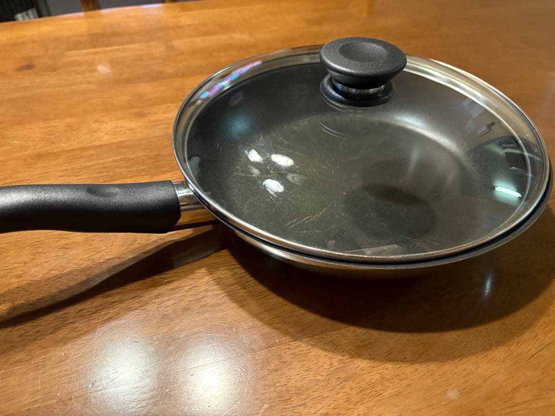 アムウェイ蒸し器、フライパン（蓋付き）、包丁４種、洗剤等　まとめ売り