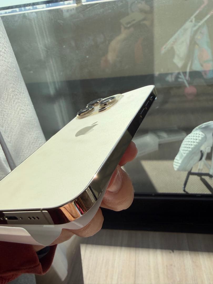 Apple iPhone 14 Pro 128GBゴールド SIMフリー海外版