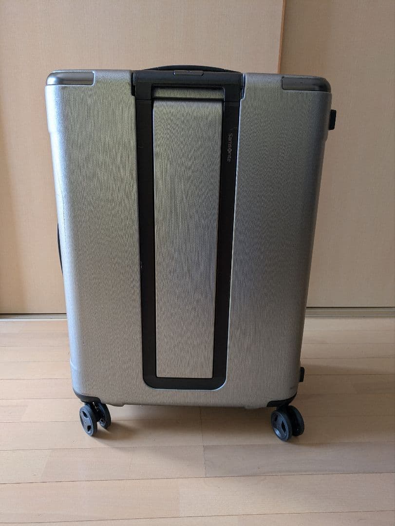 SamsoniteサムソナイトEVOAエヴォア　SPINNER69スピナー69