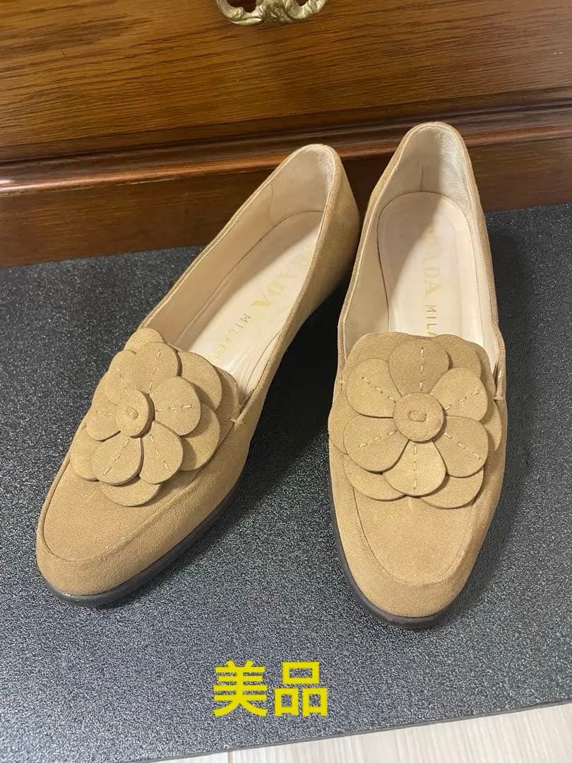 美品‼️PRADA パンプス ローヒール フラワーモチーフ スエード 靴 シューズ