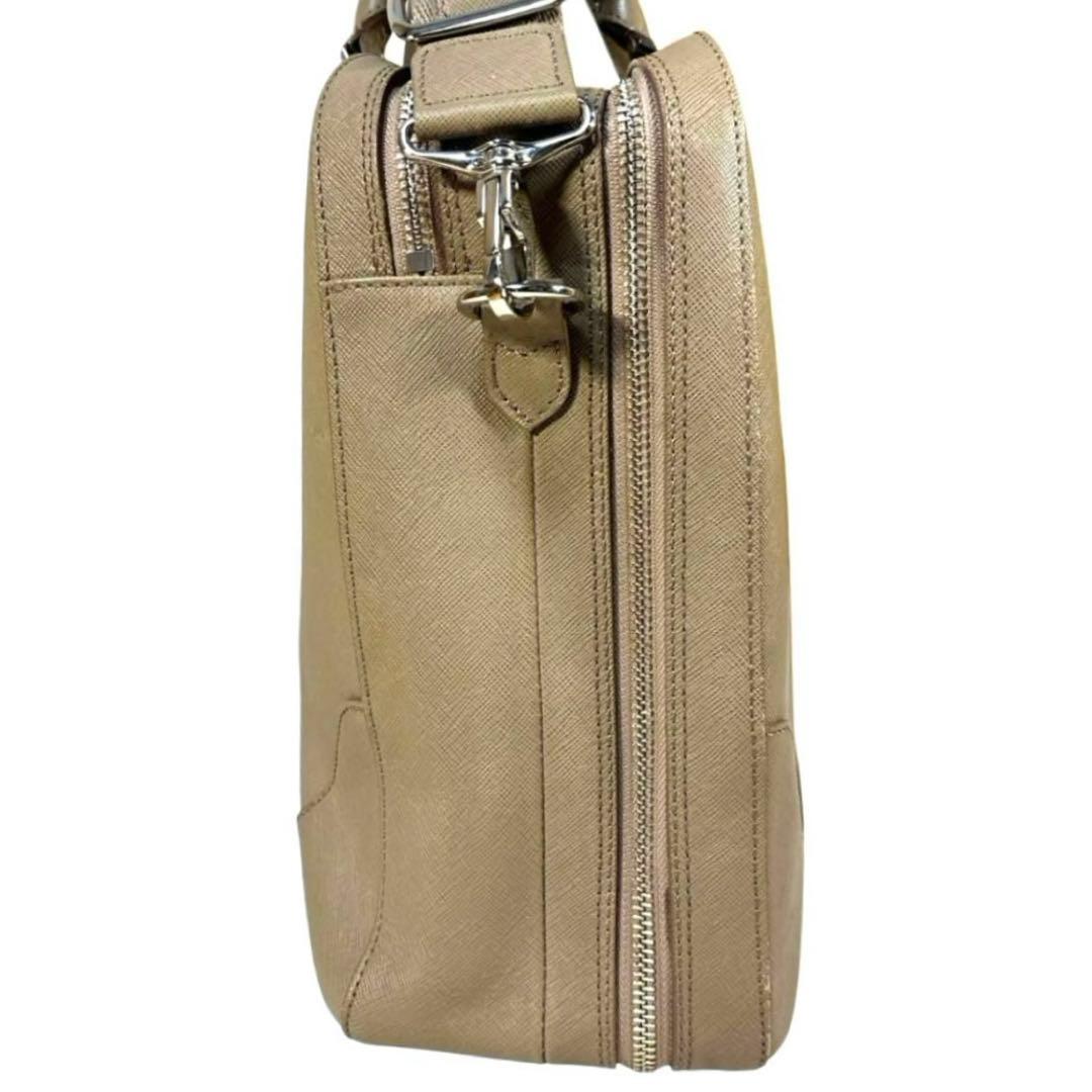 【美品】ペッレモルビダ　キャピターノ 2室タイプ 2way ブリーフケース