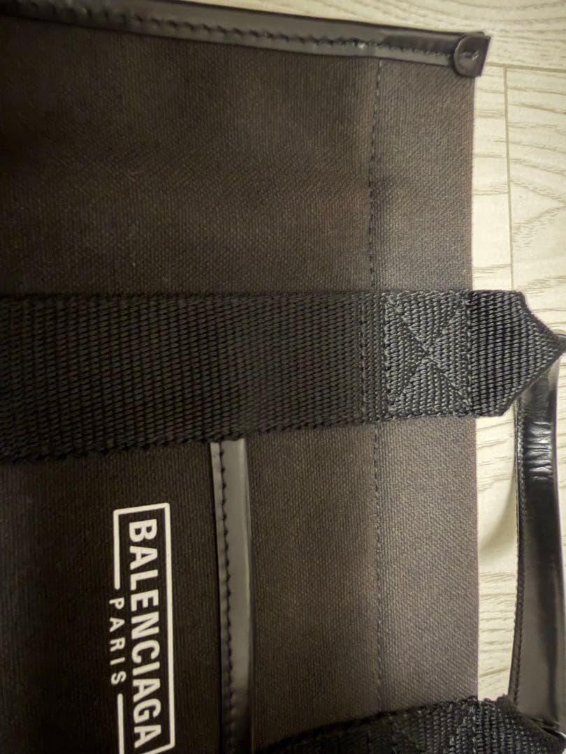 【中】BALENCIAGA ブラック ミニトートバッグ