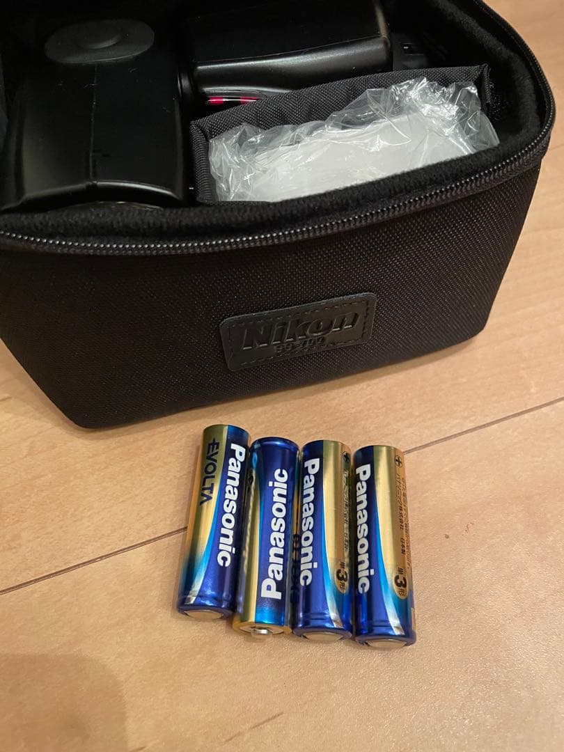 デジタルカメラ Nikon D7200 + Nikkor 18-300mm + SB-700