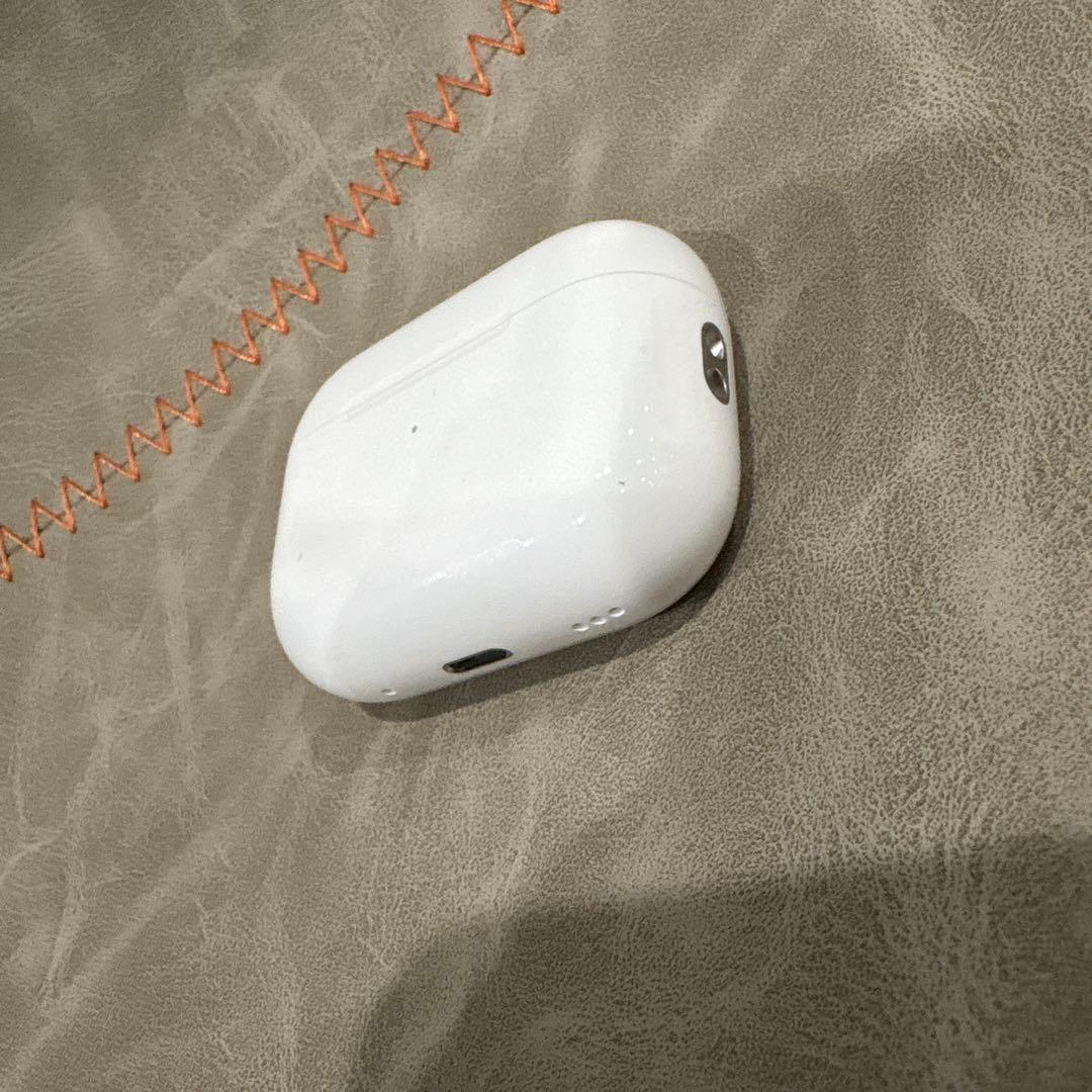 AirPods Pro 第二世代　ワイヤレスイヤホン　ライトニング