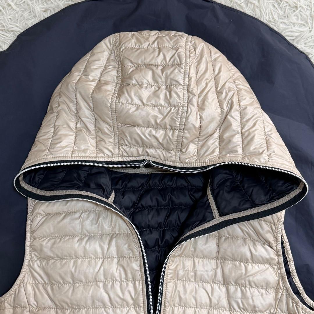 16420✨デュベティカ 42 L ダウンベスト Dロゴ フード ホワイト
