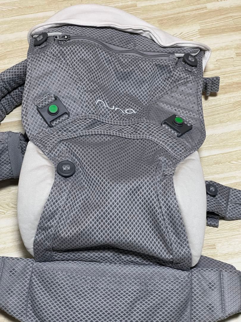 【未使用使い】NUNA ヌナ カルドクリック ベビーキャリア 抱っこ紐