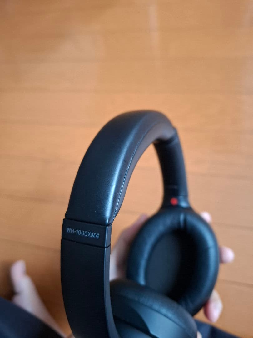 Sony WH-1000XM4（ブラック）ワイヤレスヘッドホン