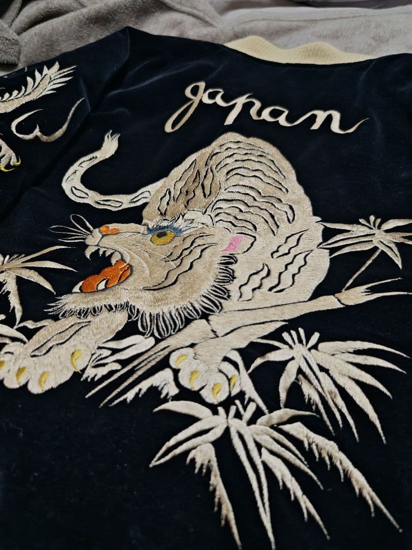TAILOR トウヨウ 日本限定 スカジャン 虎龍ワシ地図 別珍 サテン