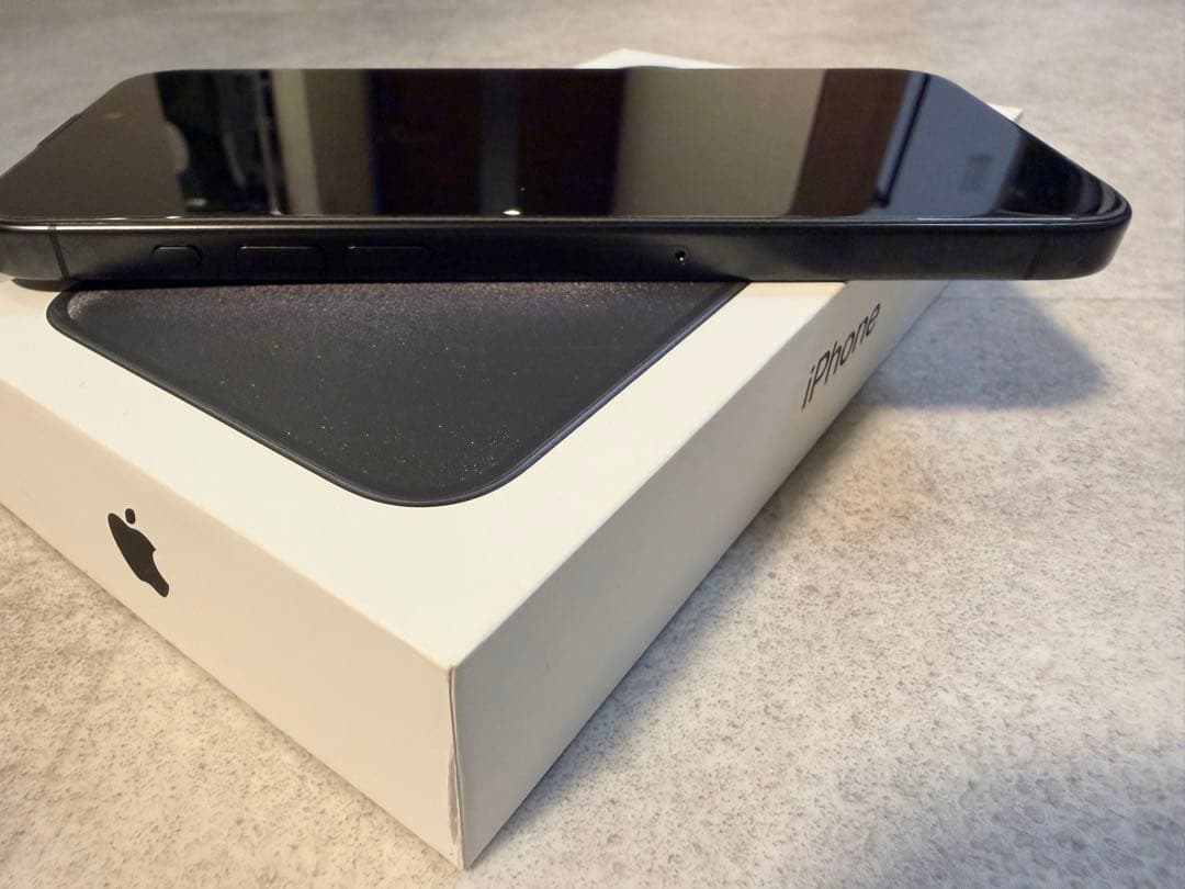 iPhone15pro Max512GB ブラックチタニウム