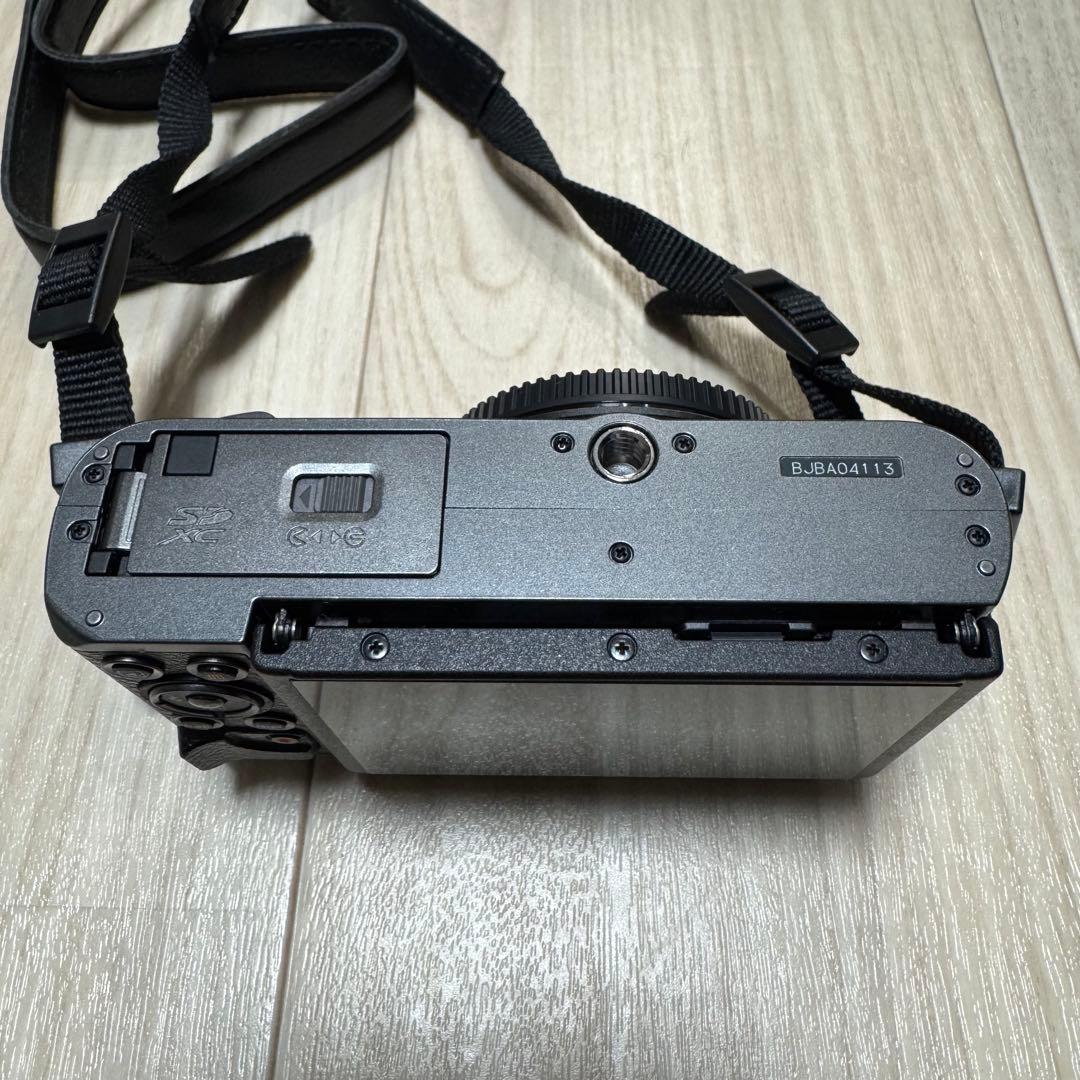 【美品】OLYMPUS PEN E-PL10 ミラーレス一眼カメラ ブラック