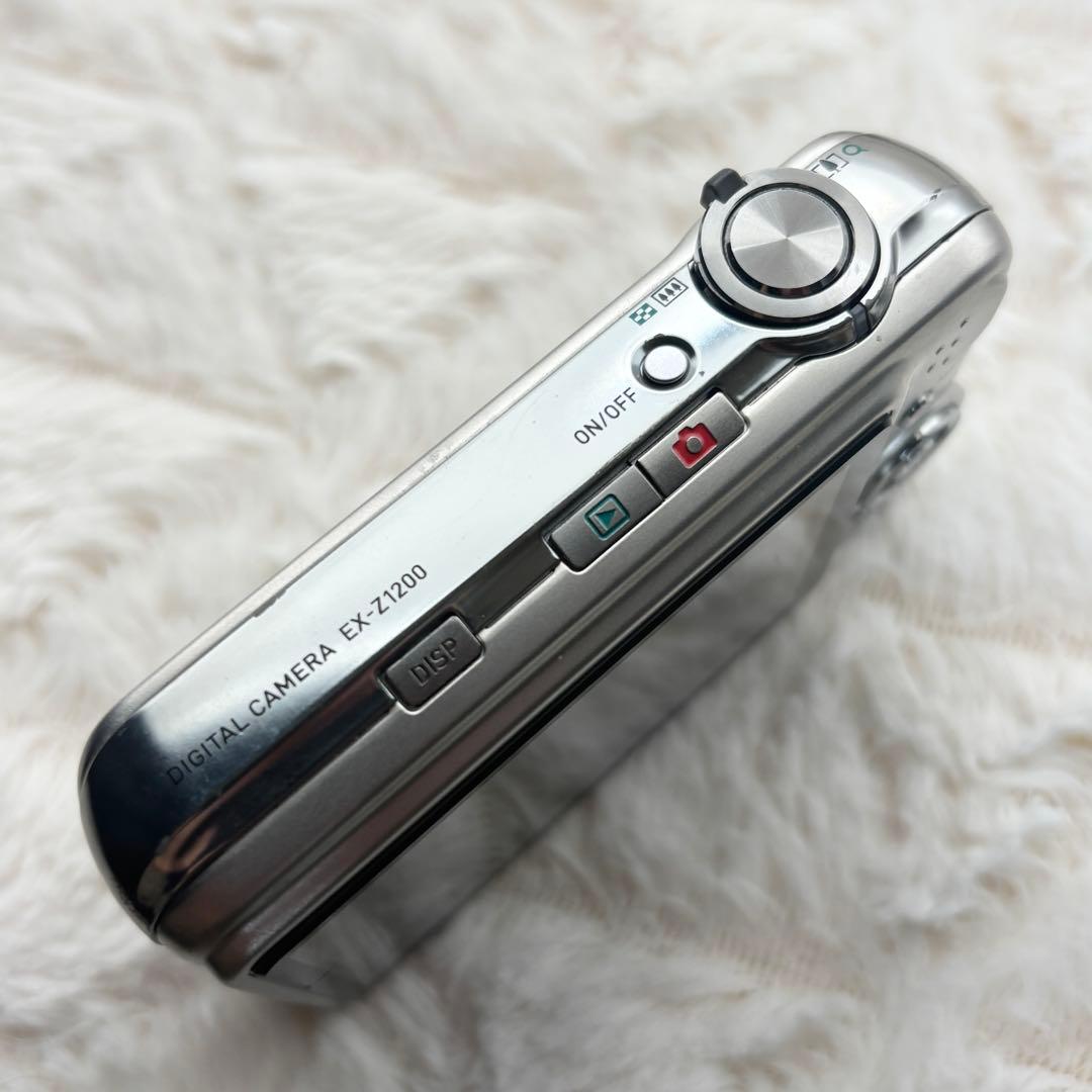 動作確認済み CASIO EXILIM EX-Z1200 シルバー