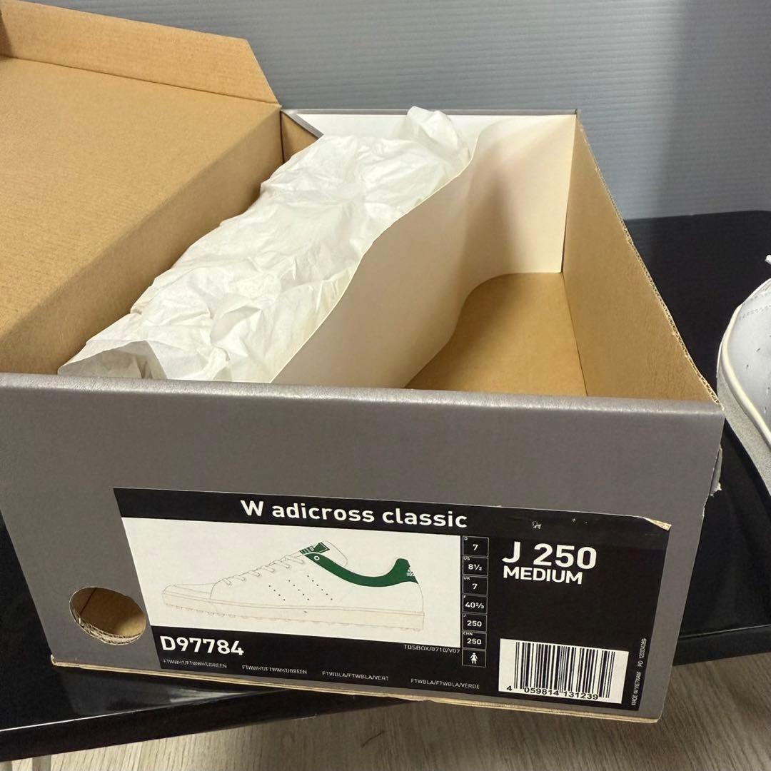 adidasスニーカー　ゴルフシューズ　25cm おまけ付　チャンピオン。